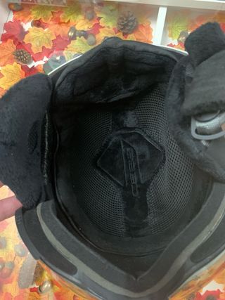 Casco de esquí CEBE con visera