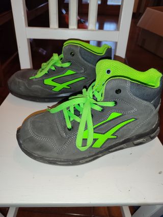 Scarpe U-Power misura 40