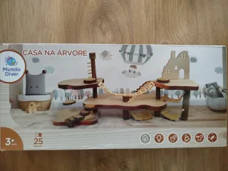 Casa sull'albero in legno per minimondi