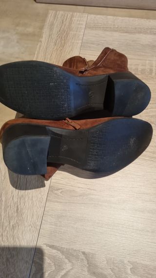 Botines de piel ante marrones