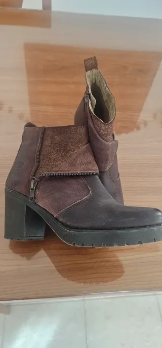 Botín YOKONO Piel Marrón Talla 38