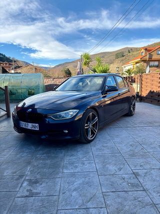 BMW Serie 3 20d F30 SPORT