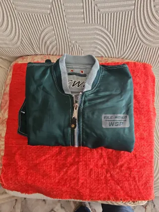 Chaqueta bomber verde