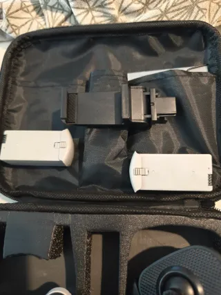 Drone con mando como nuevo