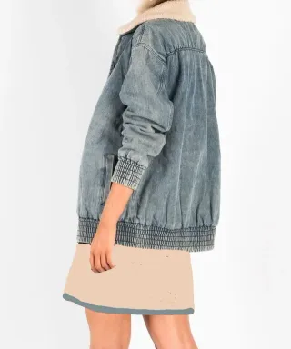 Cazadora vaquera oversize cuello borreguillo