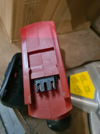 Taladro atornillador 2 batetias Stayer 20V PBL320P