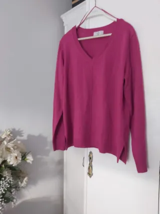 Jersey rosa cuello pico