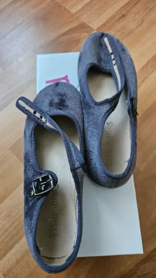 Merceditas niña terciopelo gris talla 31