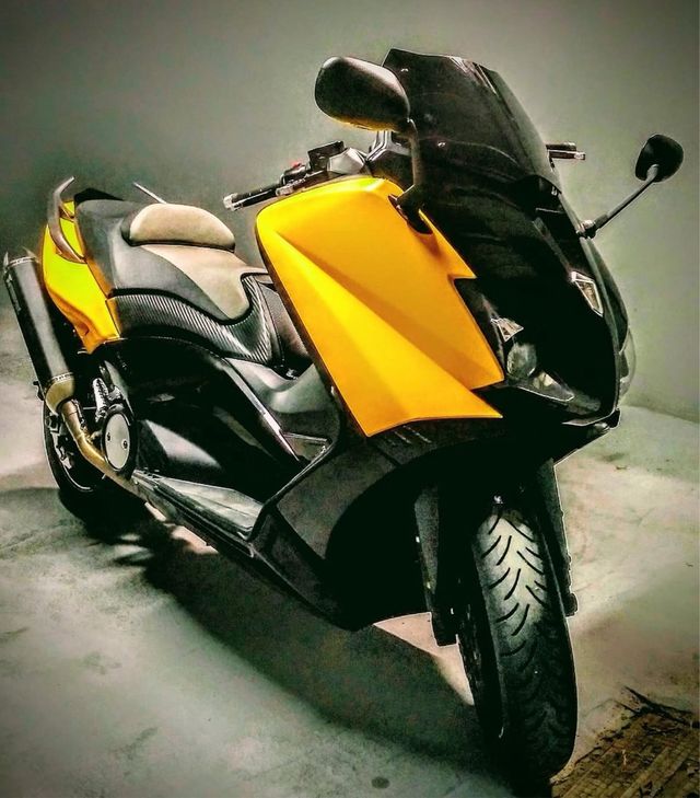 Carenado Yamaha Tmax 530