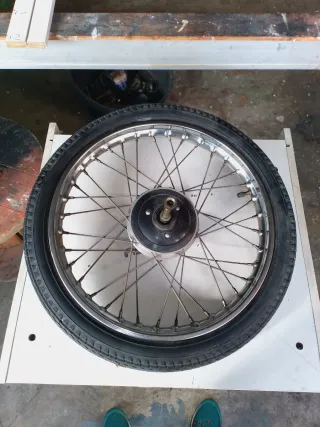 Llanta Delantera Derbi Variant Mundial 16