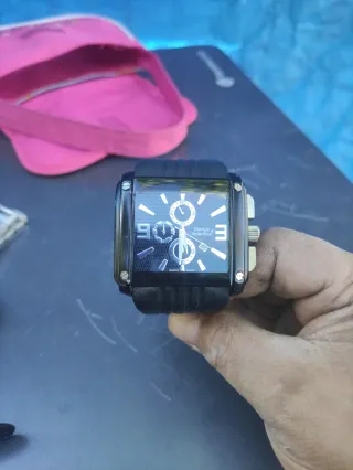 Reloj Festina Cronógrafo Negro y Plateado