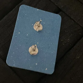 Pendientes de ópalo blanco natural