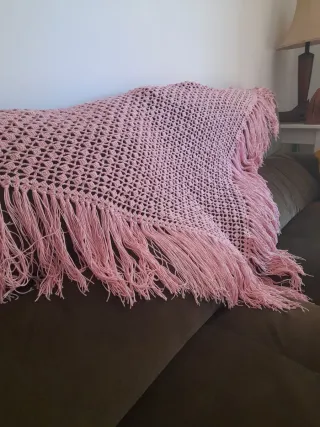 Toquilla  rosa palo crochet con flecos