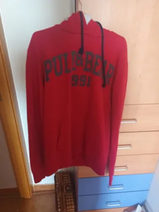 Sudadera Pull&Bear Roja