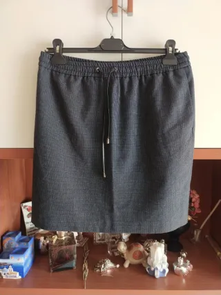 Gonna Esprit grigia con elastico