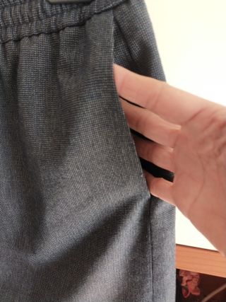 Gonna Esprit grigia con elastico