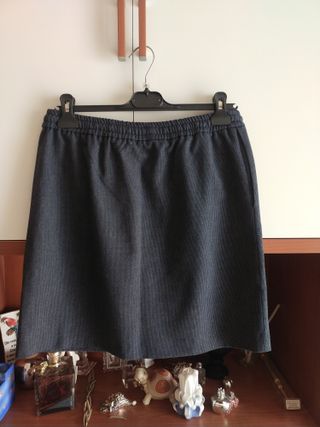 Gonna Esprit grigia con elastico