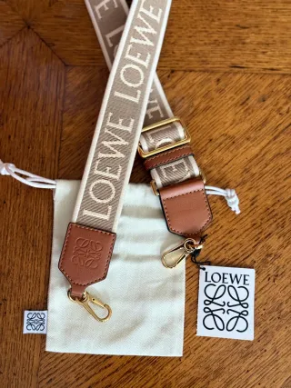 Bandolera en piel de ternera y jacquard