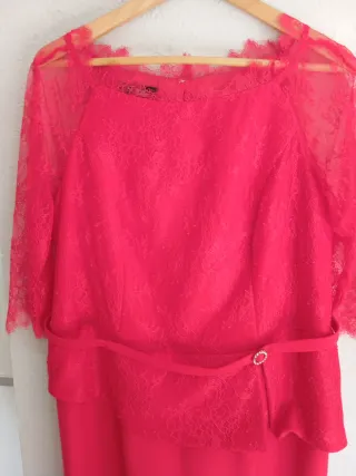 Vestido fiesta rojo encaje