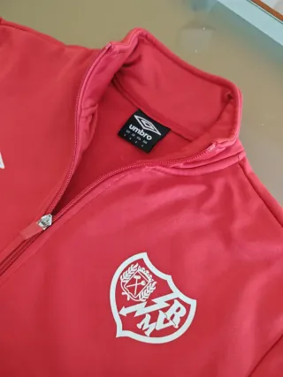 Chaqueta chándal Rayo Vallecano Talla S Umbro Roja