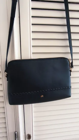 Bolso Anna Field negro con cremallera