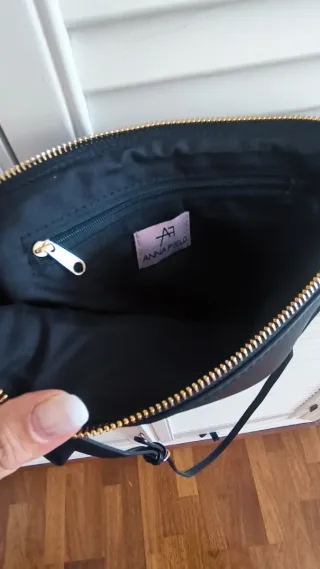 Bolso Anna Field negro con cremallera