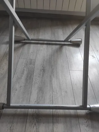 Mesa de comedor cristal y metal