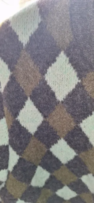 Chaqueta Zara rombos verde y negro