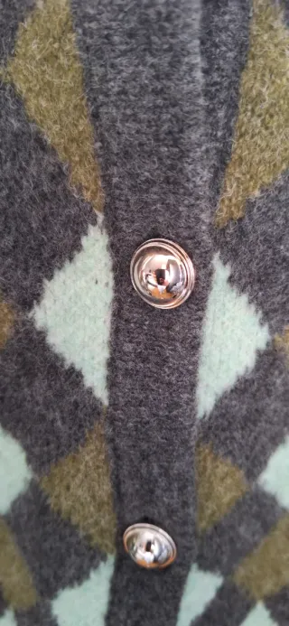 Chaqueta Zara rombos verde y negro