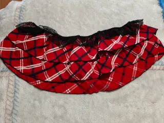 Conjunto Punk Emo Negro y Rojo