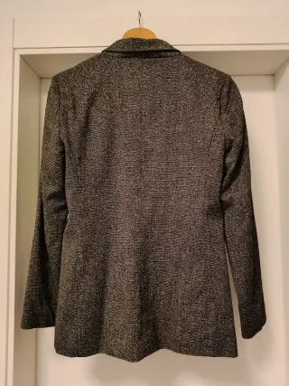 Americana jaspeada gris ONLY