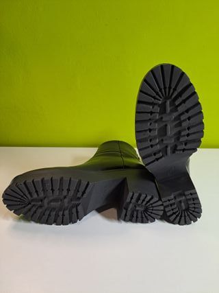 Botines de piel negros con plataforma
