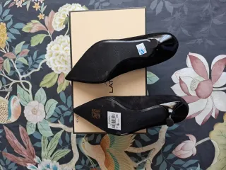 Zapatos de tacón fino Latouche Atelier negros