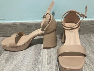 Sandalias de fiesta beige