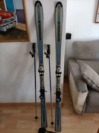 Sci Volkl VC 1.1 con bastoncini