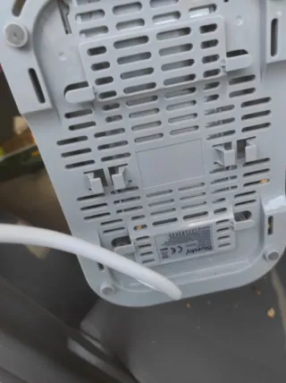 Tostadora de pan blanca