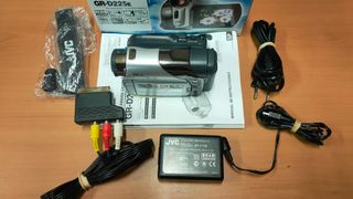 Cámara Vídeo JVC Mini DV como nueva