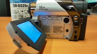 Cámara Vídeo JVC Mini DV como nueva