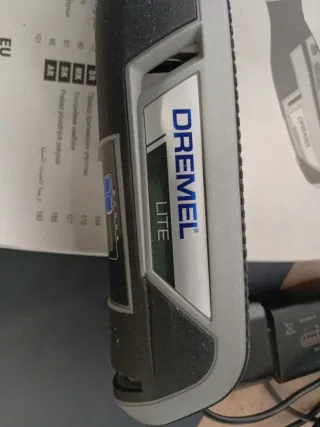 Dremel Lite Herramienta Multifunción Inalámbrica