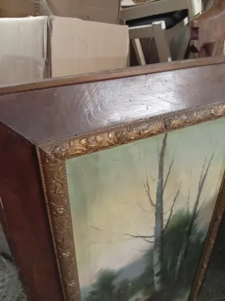 Pintura antigua con marco de madera