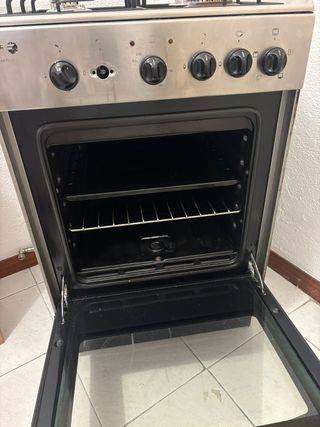 Cocina a gas Fagor 4 quemadores y horno