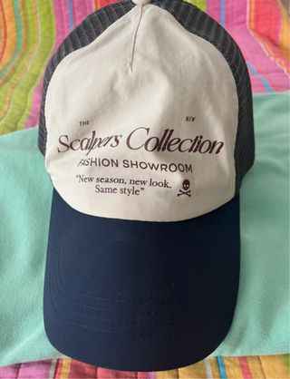 Gorra Scalpers Collection Beige y Azul
