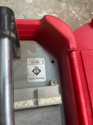 Cortador de azulejos Rubi TX-700