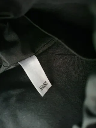 Mochila Rains Negra