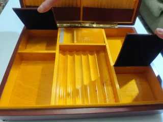 Scatola musicale per tabacco (sigarette e sigari)