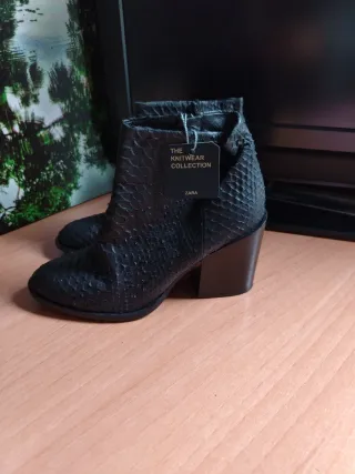 Botines Zara Piel Serpiente Tacón Bloque Talla 41