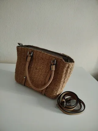 Bolso de rafia Prada beige