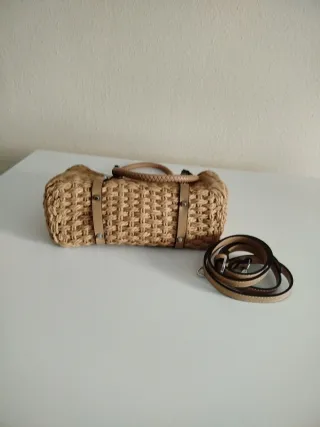Bolso de rafia Prada beige