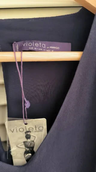 Vestido cóctel Violeta by Mango con etiquetas