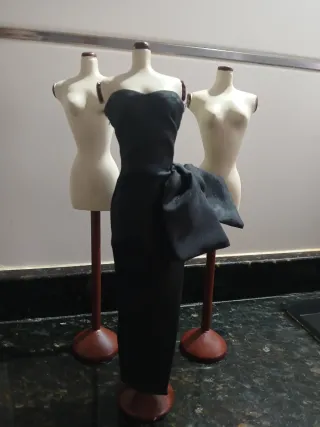 Barbie con 3 manichini per abiti